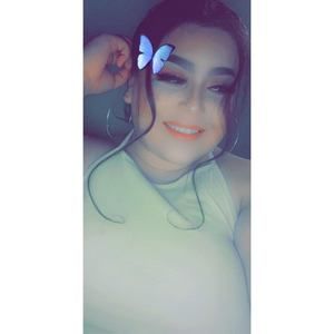 Meet your Posher, Monica